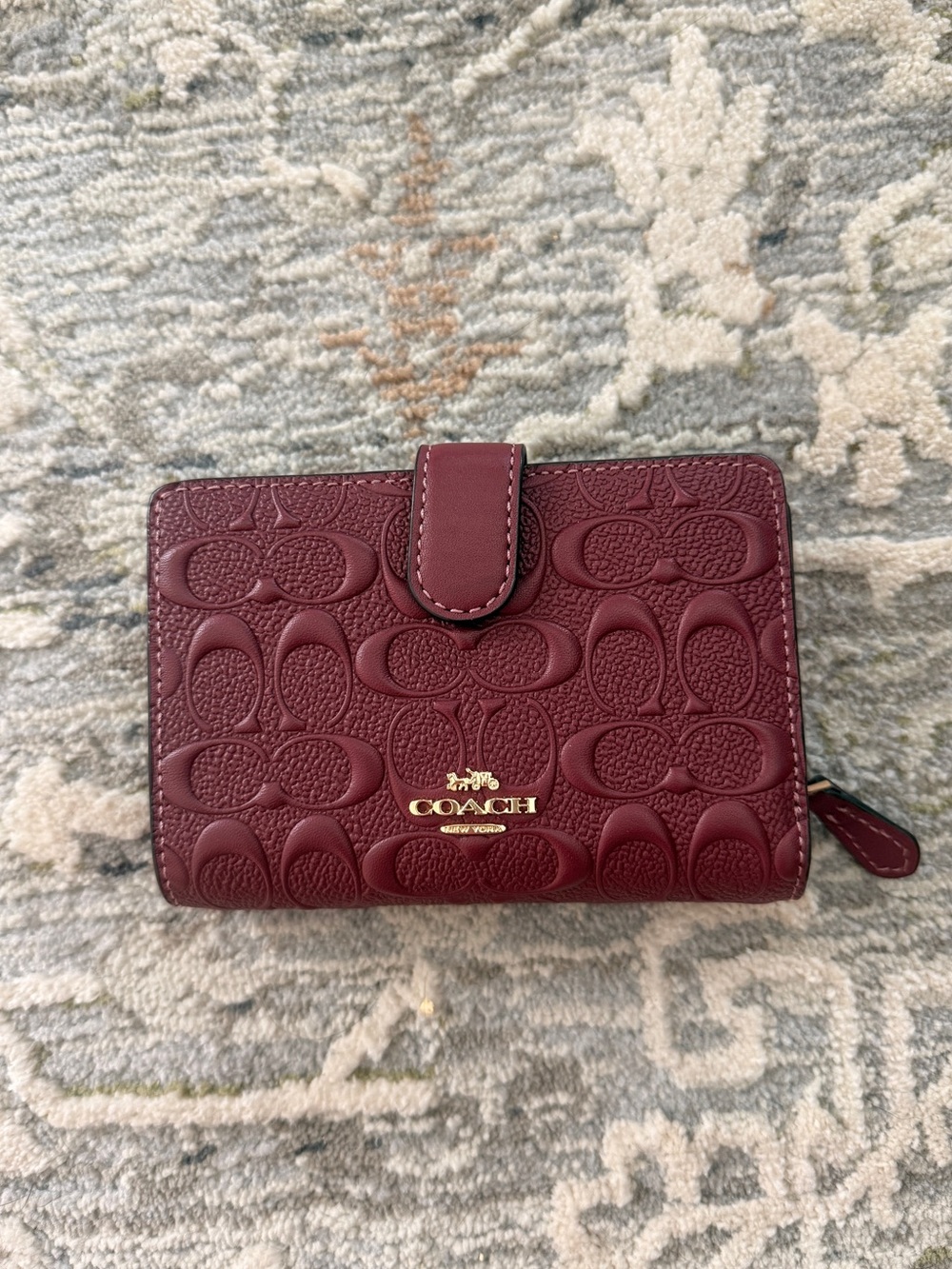 Coach Embossed Medium Corner Zip Wallet in a Berry Red / Burgundy - Picture 2 of 11
